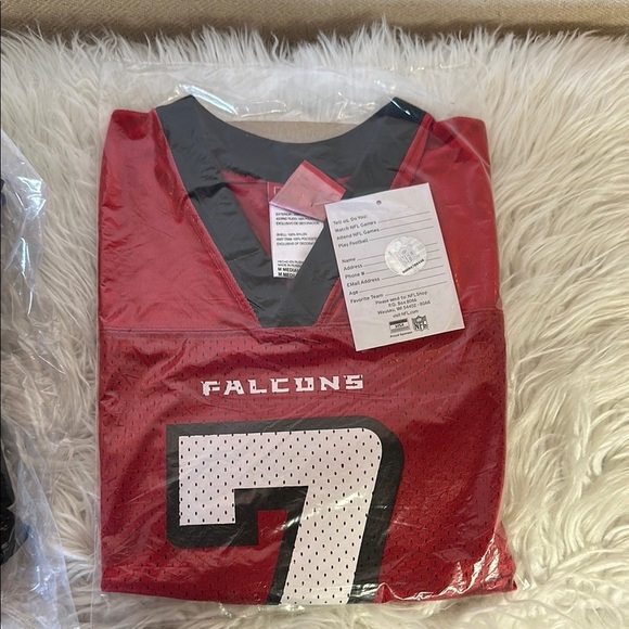 Floral V-Neck‎ Women's Top - Picture 9 of 10